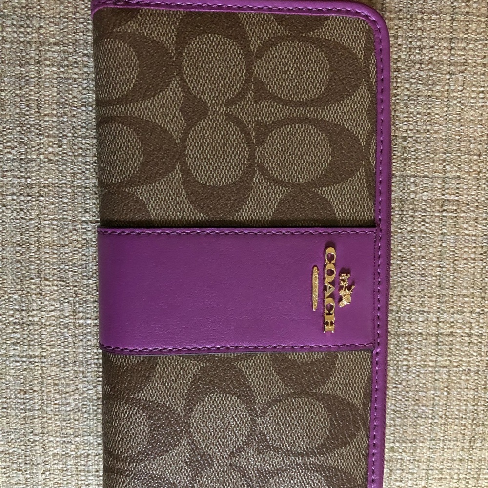 Coach wallet